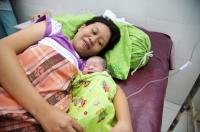 Indonéz óriásbaba született