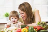 Öt dolog, amit tégy – vagy ne tégy – hogy megtanítsd gyermekednek az egészséges étkezési szokásokat