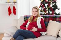 9 indok, amiért szerencsések a karácsonyi kismamák