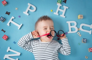 Mikor kezdjen idegen nyelvet tanulni gyermekünk?